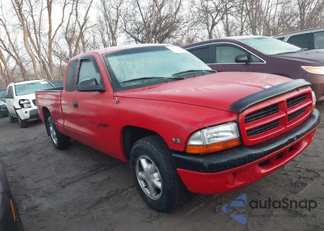 2000 Dodge Dakota Slt/Sport z USA, uszkodzony, nr VIN 1B7GL22X3YS527817